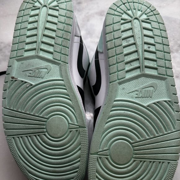 Jordan 1 Low Tie-Dye, Men's 11, Worn Once, No Box - Picture 3 of 6